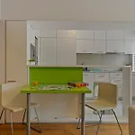 Edes Perfect Location & Modern Apartmán Bukurešť