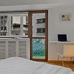 Edes Perfect Location & Modern