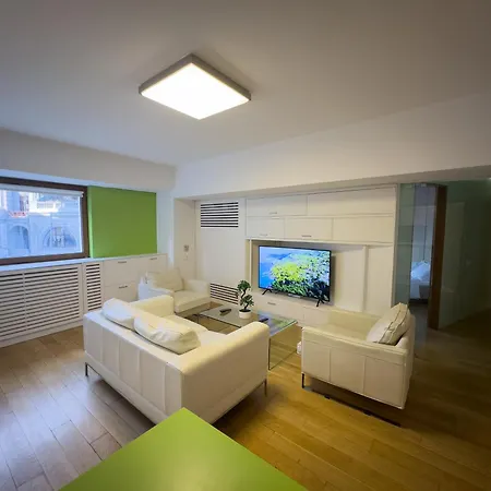 Διαμέρισμα Edes Perfect Location & Modern