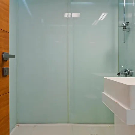 Edes Perfect Location & Modern Апартаменты *