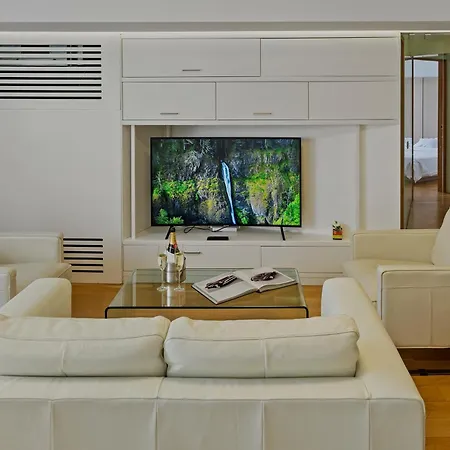 Edes Perfect Location & Modern Διαμέρισμα *