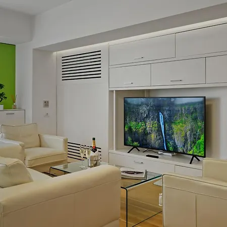 Edes Perfect Location & Modern Διαμέρισμα *