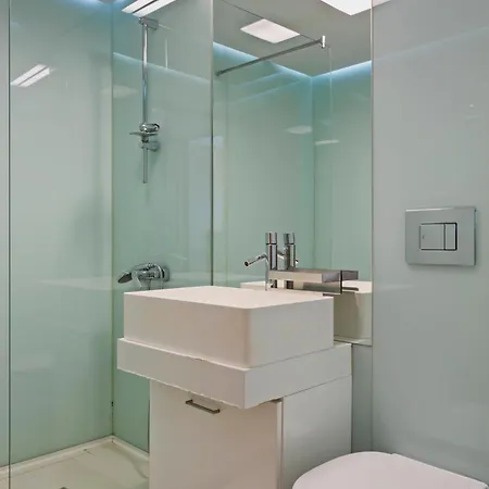 Διαμέρισμα Edes Perfect Location & Modern