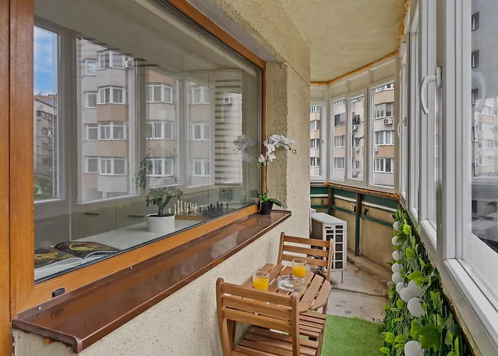 Edes Perfect Location & Modern Apartment Bucharest