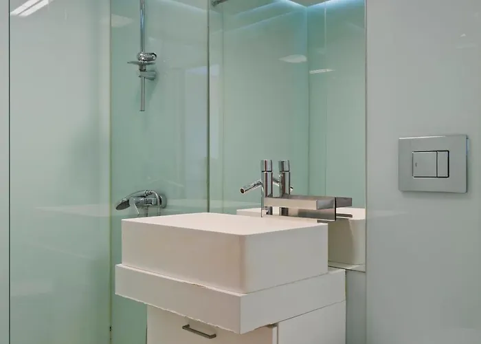 Edes Perfect Location & Modern