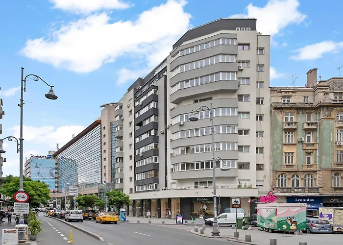 Edes Perfect Location & Modern * Bucharest