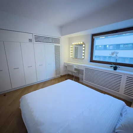 Edes Perfect Location & Modern Bukarest