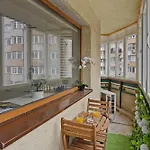 Edes Perfect Location & Modern