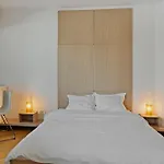 Edes Perfect Location & Modern Bucareste